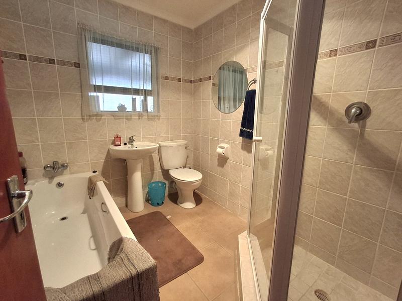 4 Bedroom Property for Sale in Britannia Bay Western Cape